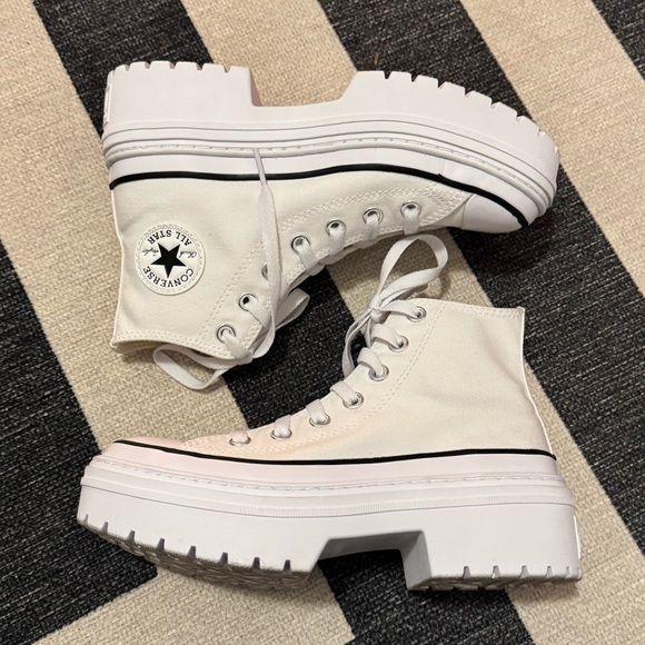 Women’s Converse Chuck Taylor All Star High Top Lugged Heel Platform Shoe White - Picture 2 of 8